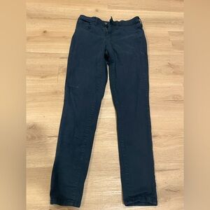 Universal Thread Size 4 Black Jeans